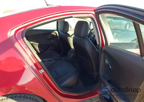 2012 Chevrolet Volt z USA, uszkodzony, nr VIN 1G1RB6E49CU102984